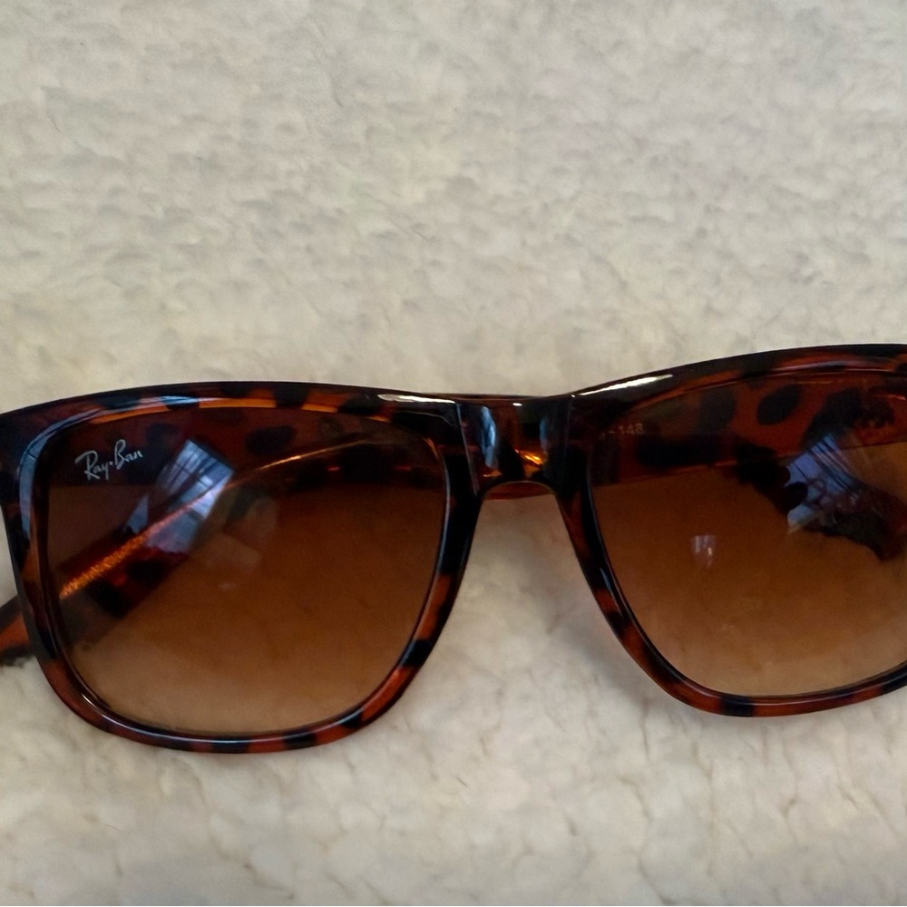 Ray-Ban Tortoiseshell Sunglasses